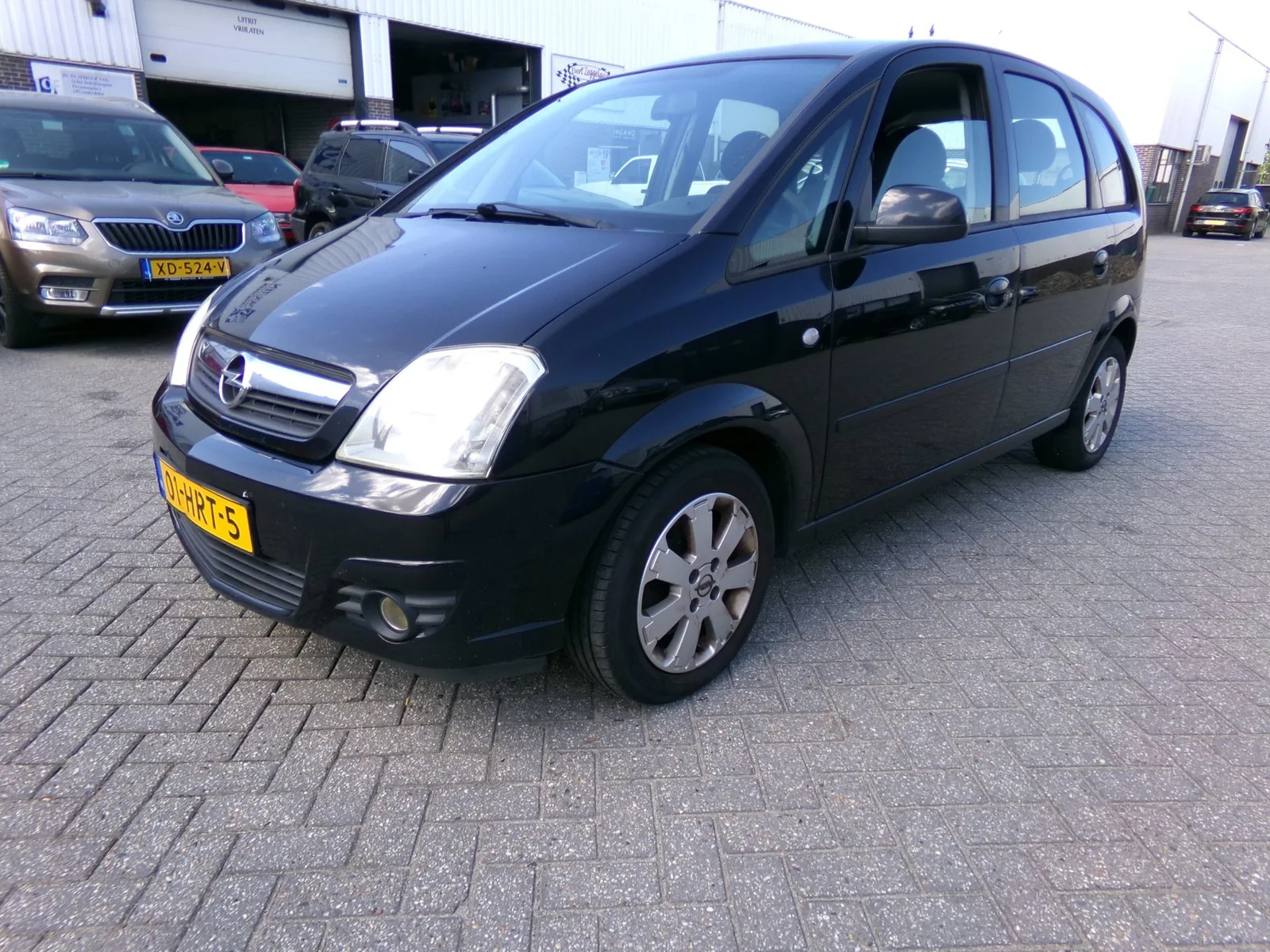 Opel Meriva (2009) — foto 1