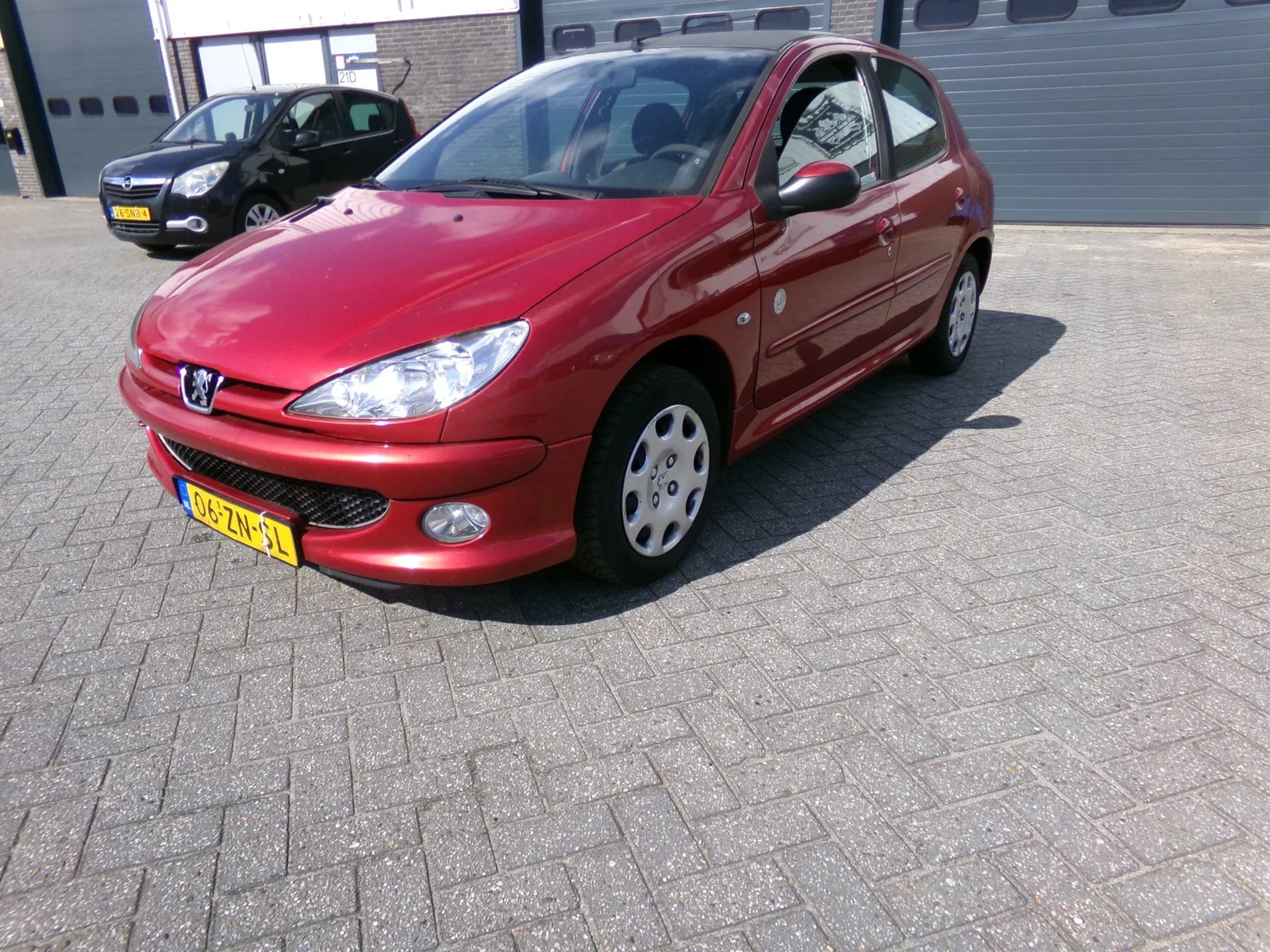Peugeot 206 (2008) — foto 1