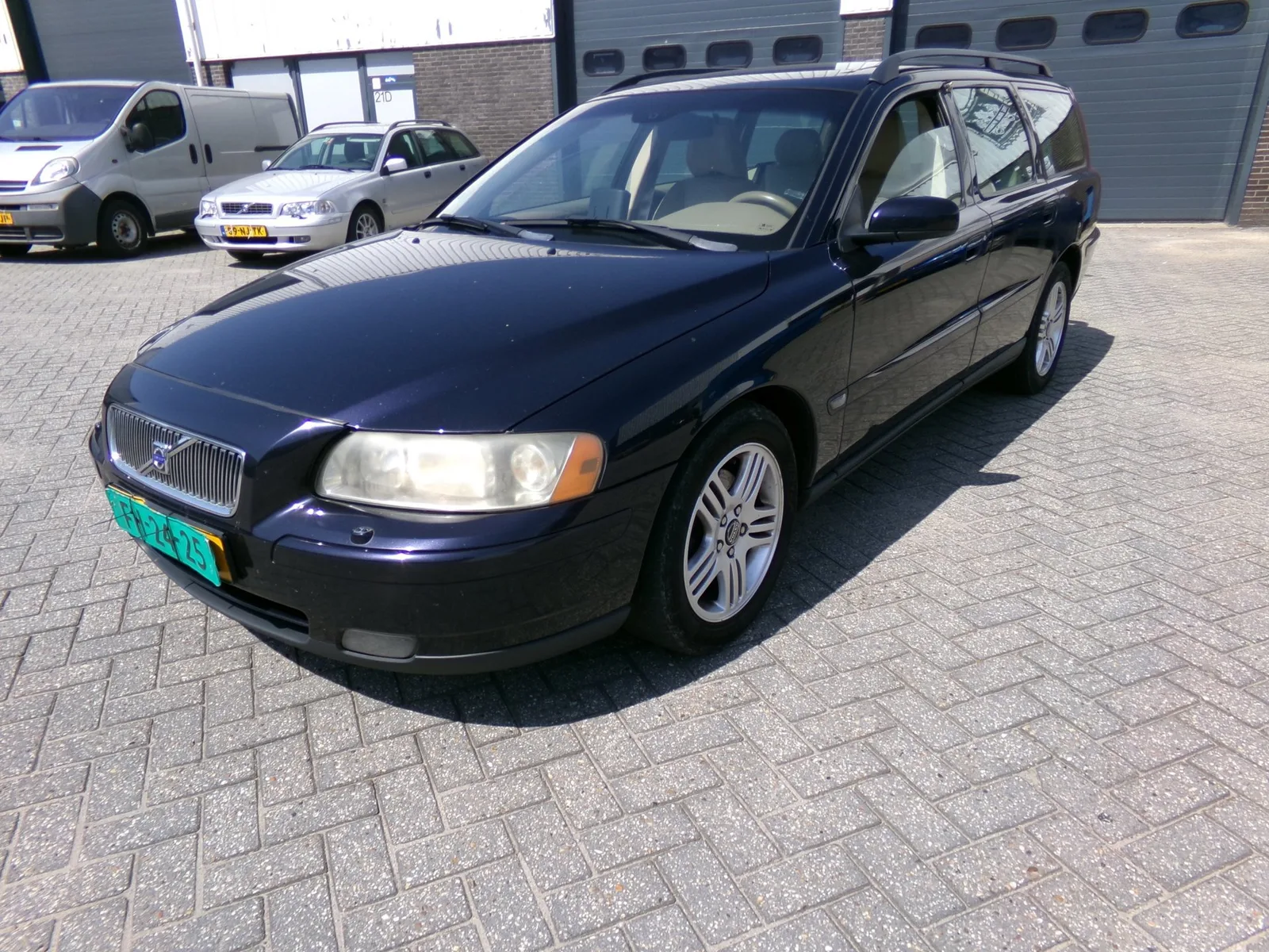 Volvo V70 (2005) — foto 1