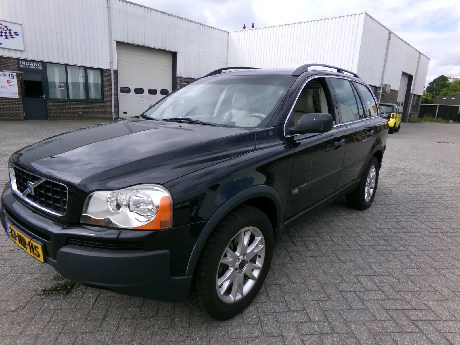 Volvo XC90 (2004) — foto 1