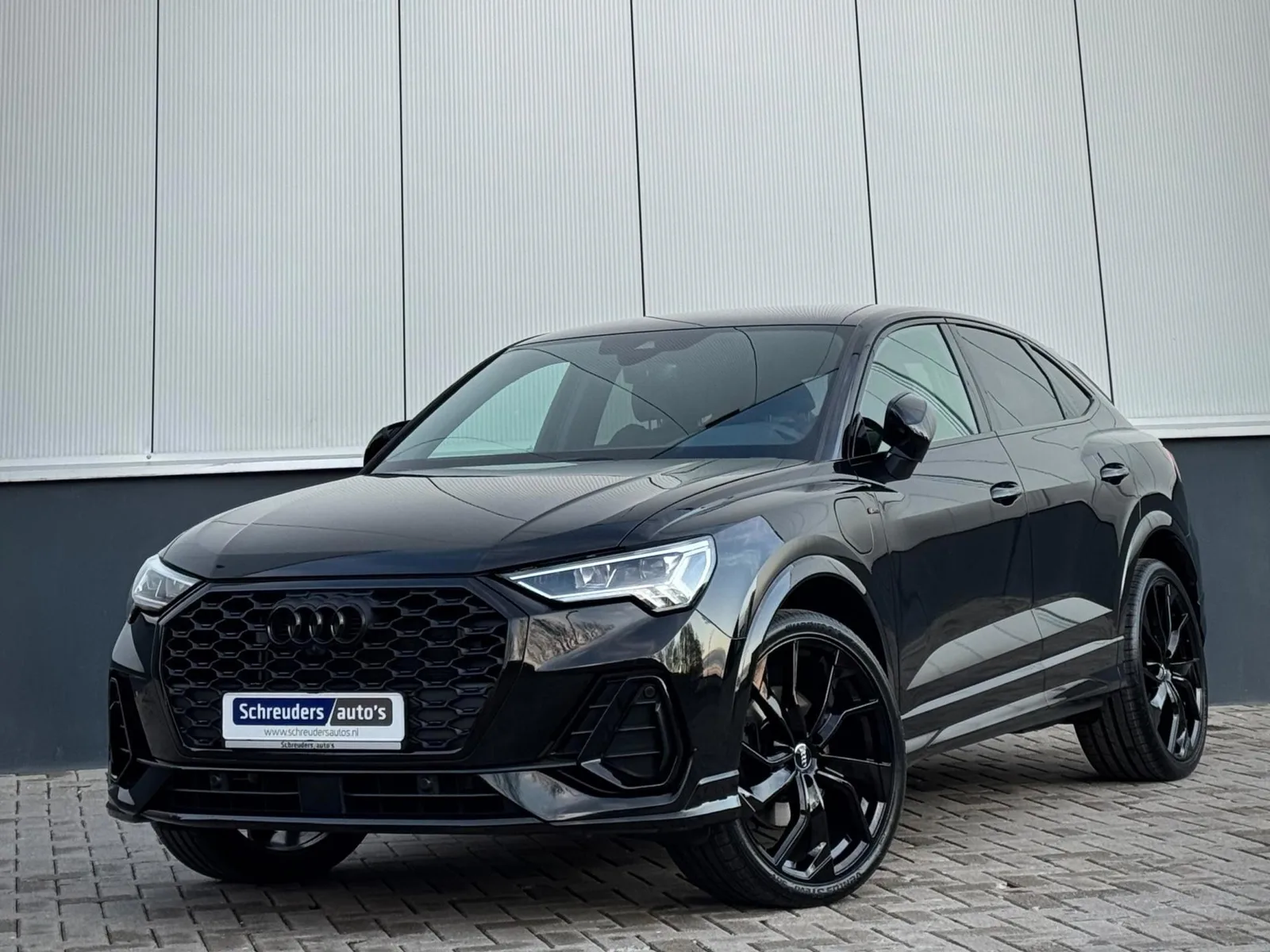 Audi Q3 Sportback (2021) — foto 1