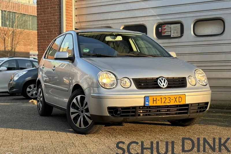 Volkswagen Polo (2004)