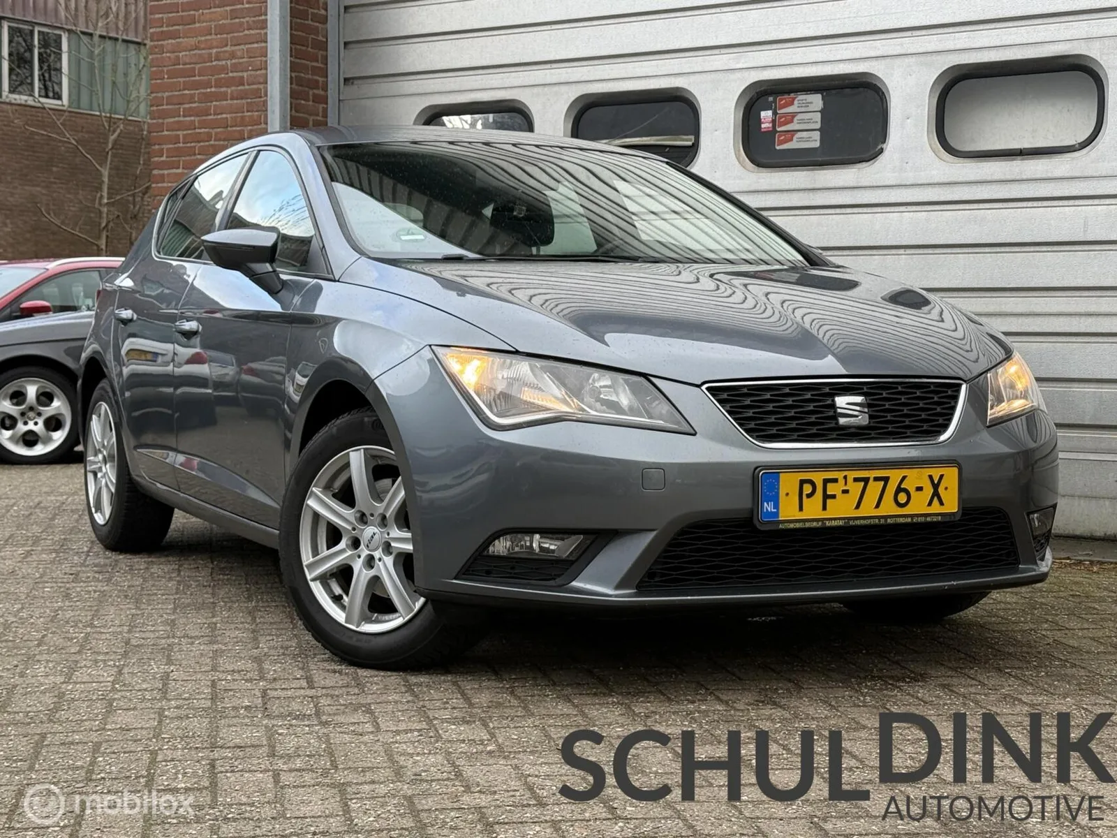 SEAT Leon (2013) — foto 1