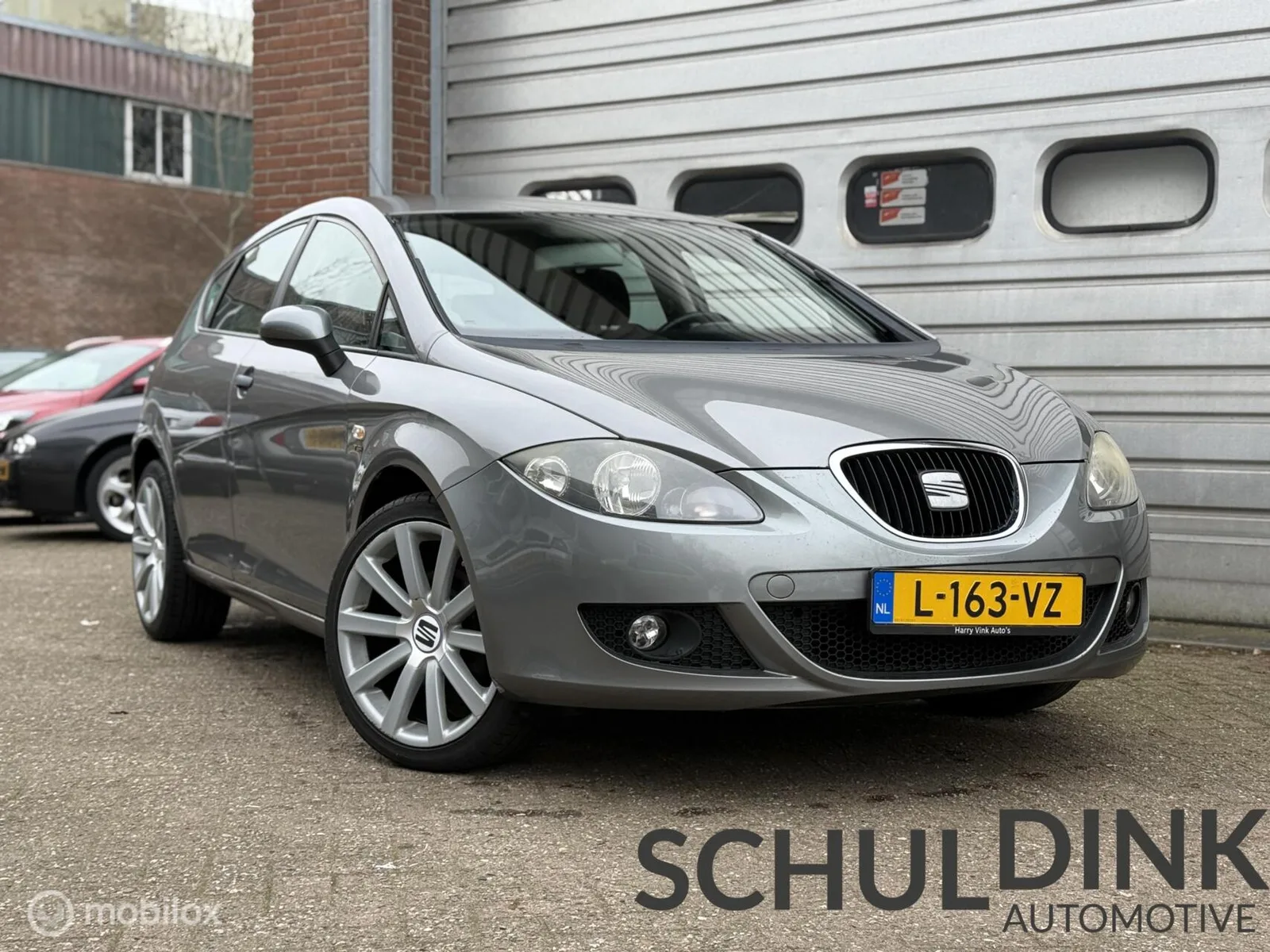 SEAT Leon (2009) — foto 1