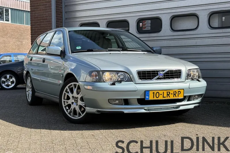 Volvo V40 (2003)