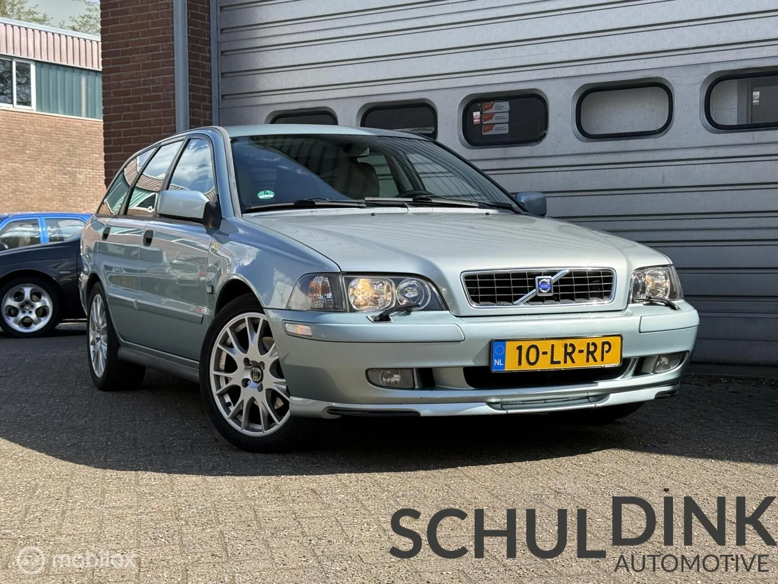Volvo V40 (2003) — foto 1