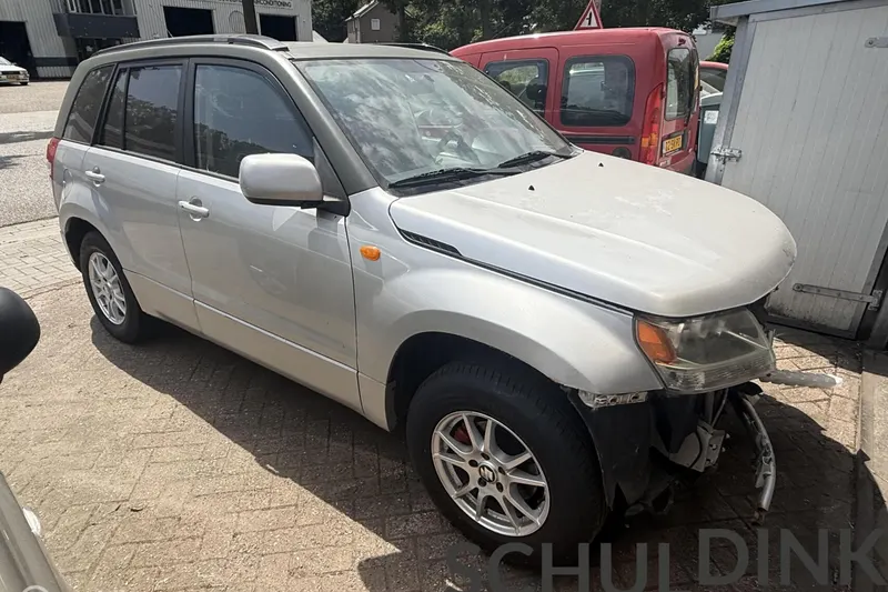 Suzuki Grand Vitara (2008)