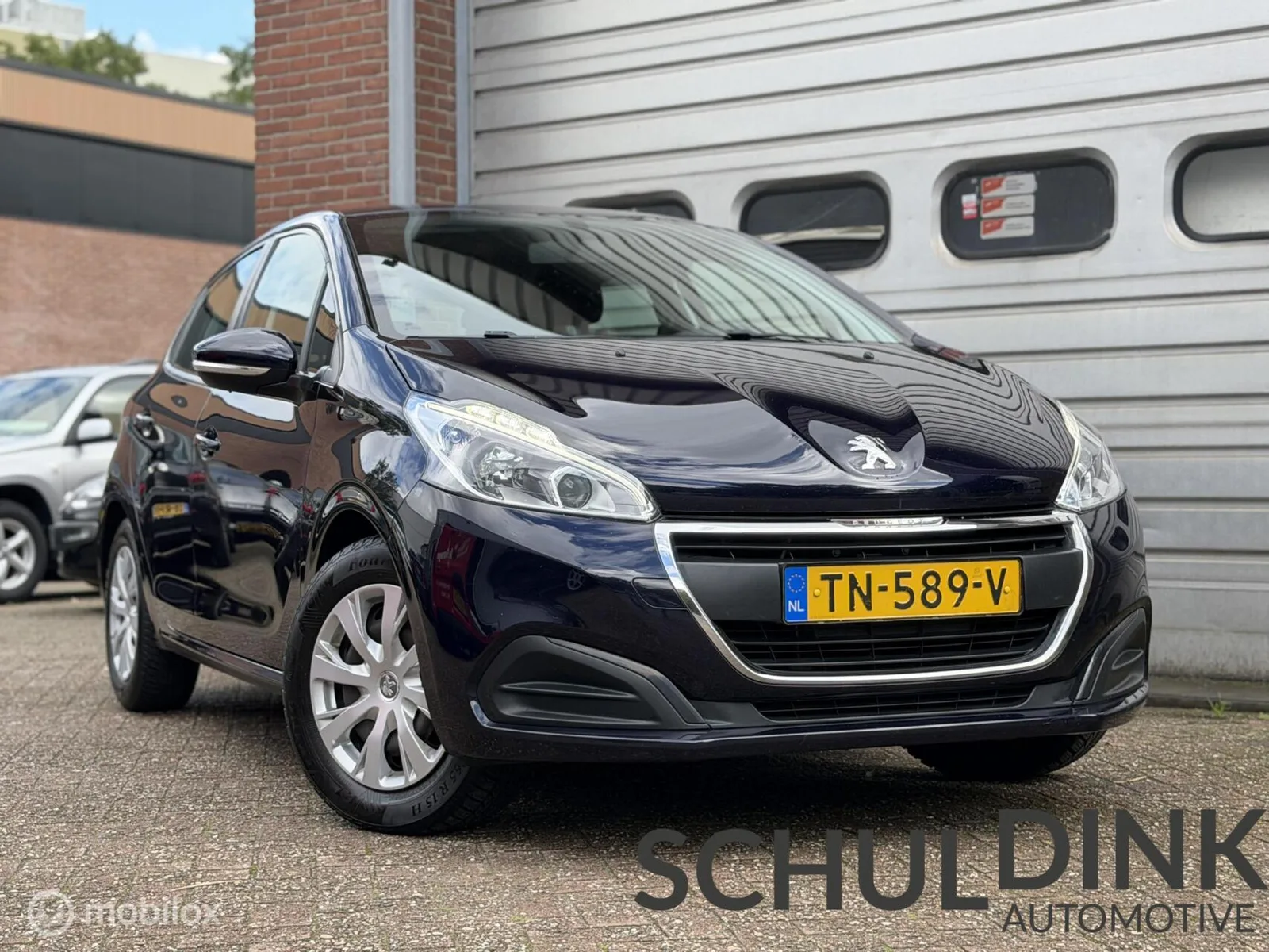 Peugeot 208 (2018) — foto 1