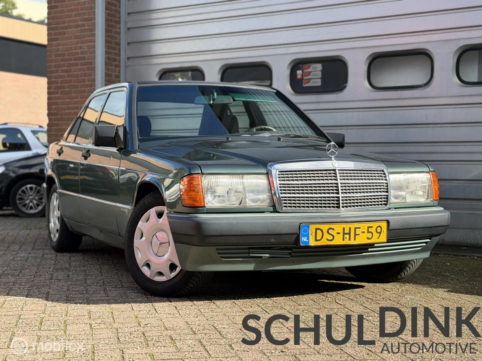 Mercedes-Benz 190-Serie (1992) — foto 1