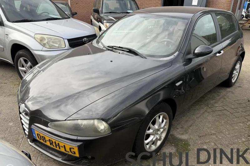 Alfa Romeo 147 (2005)