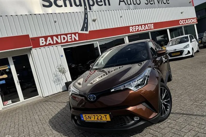 Toyota C-HR (2018)