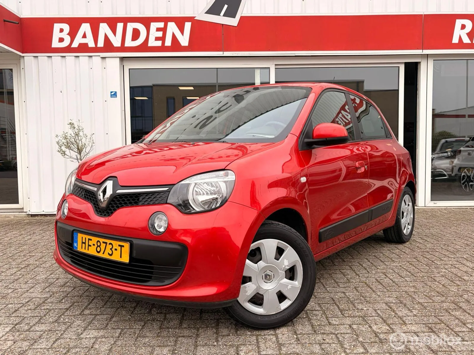 Renault Twingo (2015) — foto 1