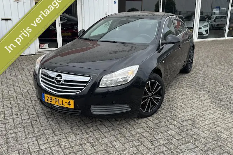 Opel Insignia (2011)