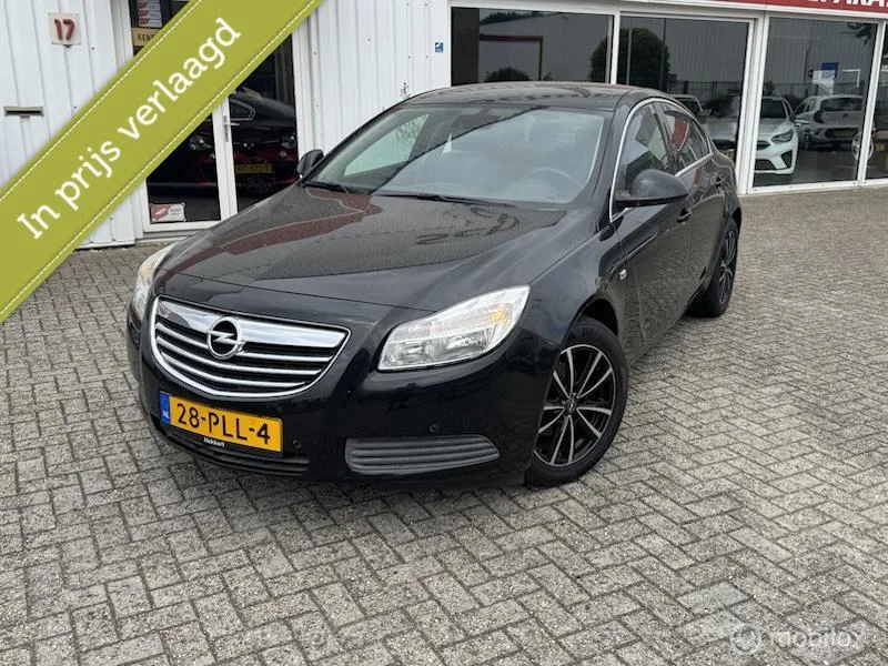 Opel Insignia (2011) — foto 1