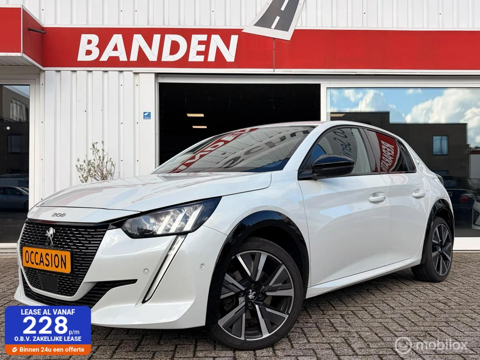Peugeot 208 (2022) — foto 1