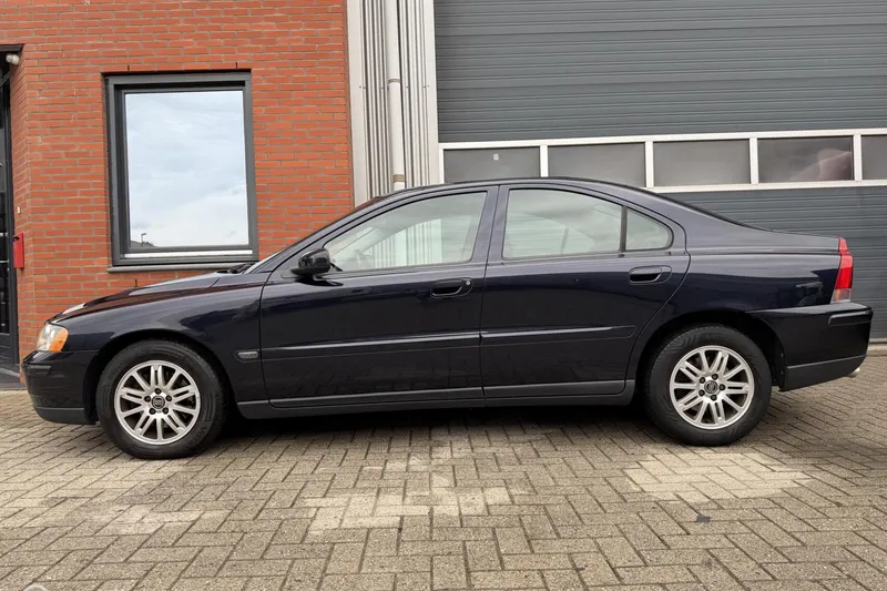 Volvo S60 (2004)