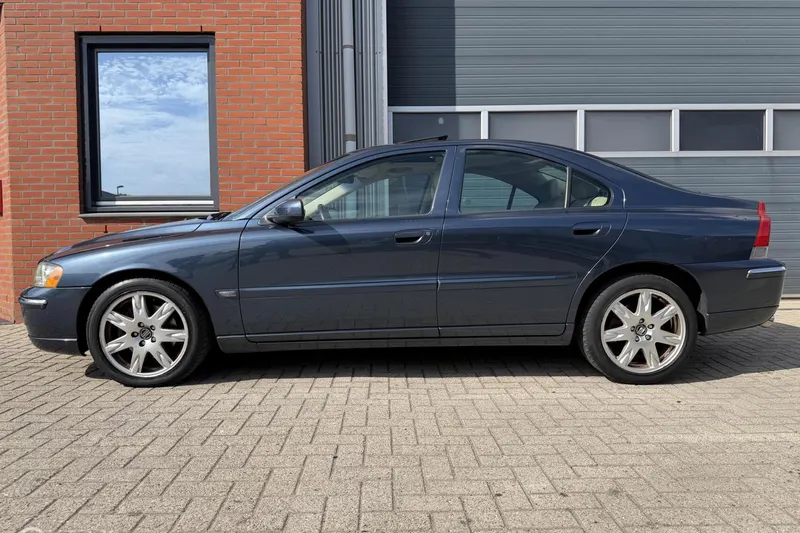 Volvo S60 (2004)