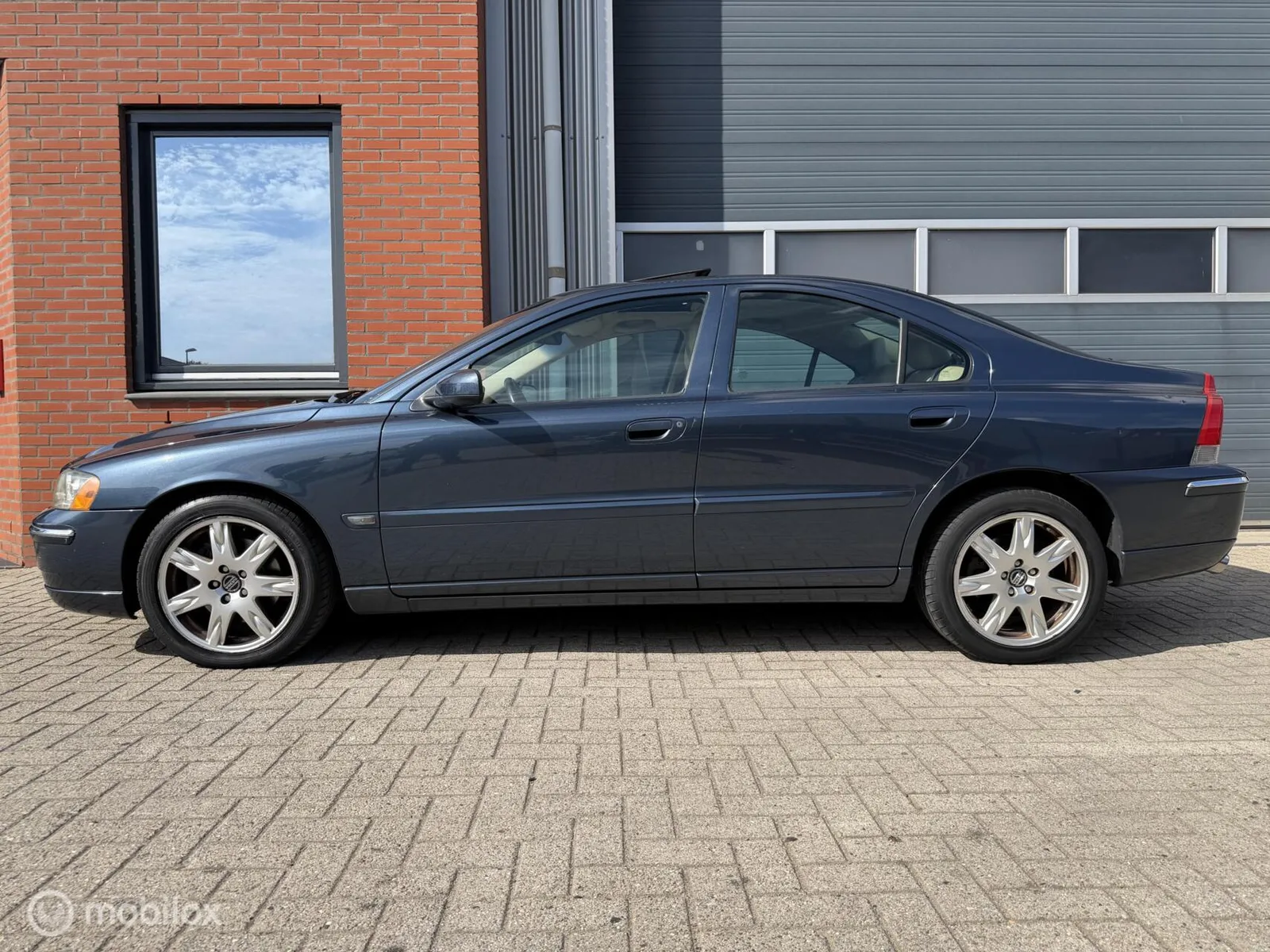 Volvo S60 (2004) — foto 1