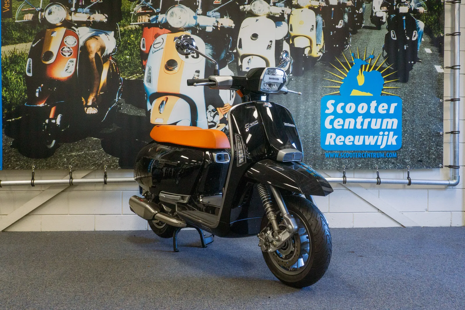 Lambretta G Series G350 Black Euro 5 330 Motorscooter (2026) — foto 1