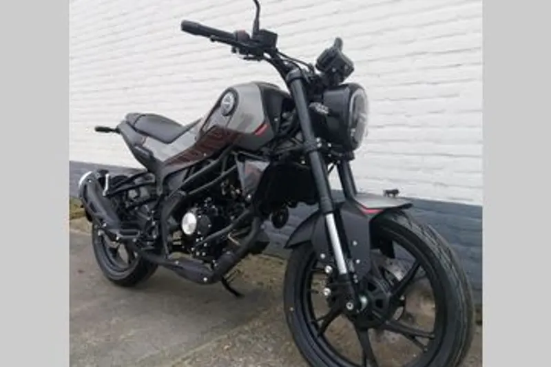 Benelli Leoncino 125 (2025)