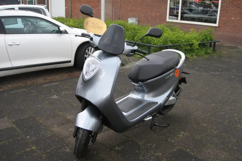 Yadea C1S (2026)