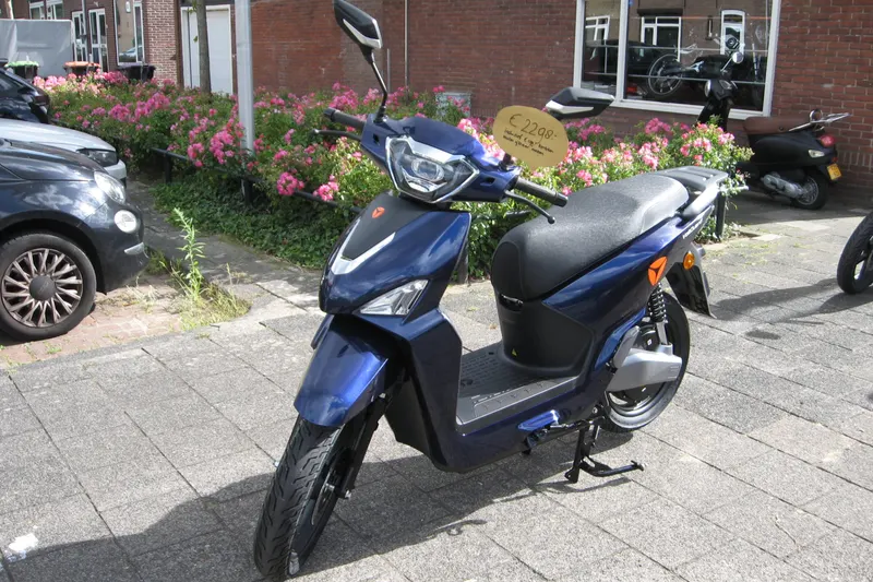 Yadea Voltguard (2026)