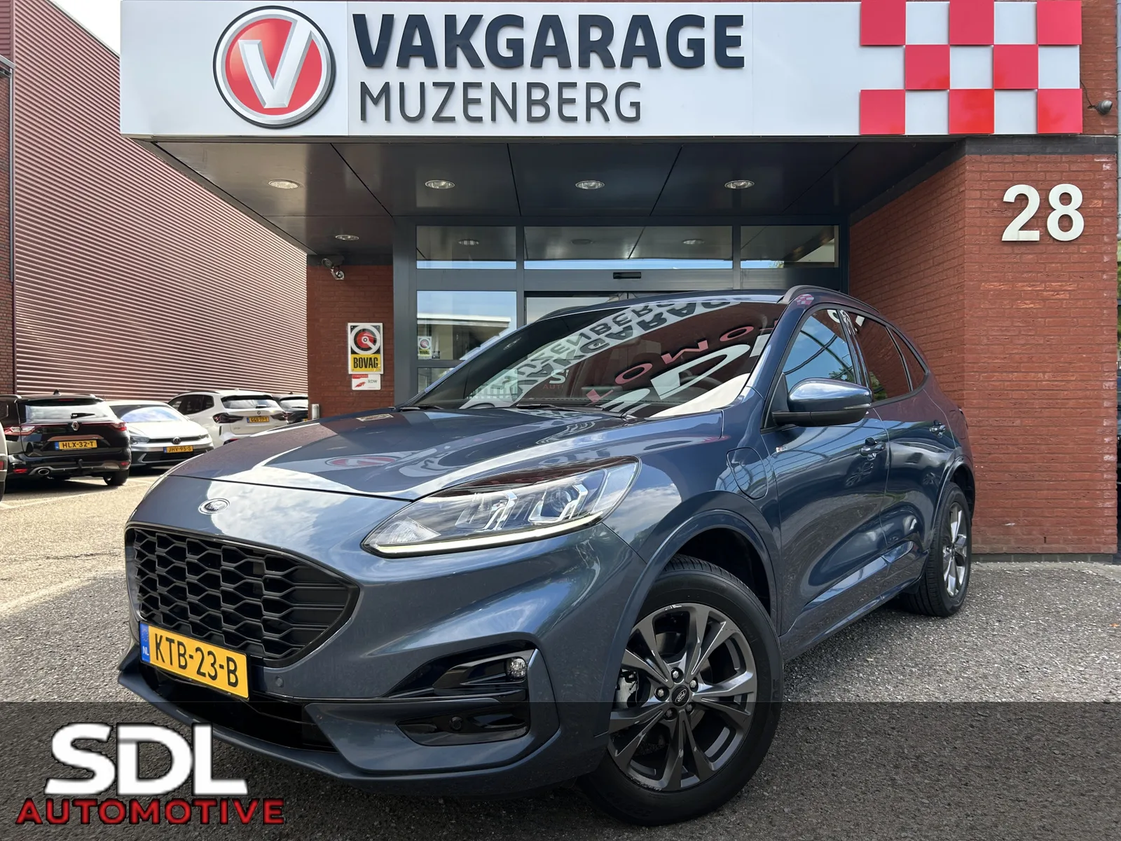 Ford Kuga (2022) — foto 1