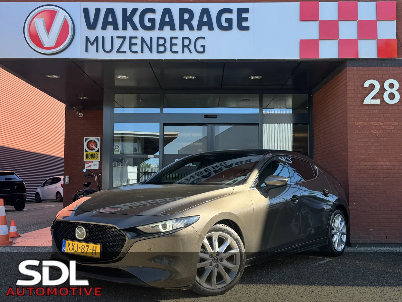Mazda 3 (2020) — foto 1