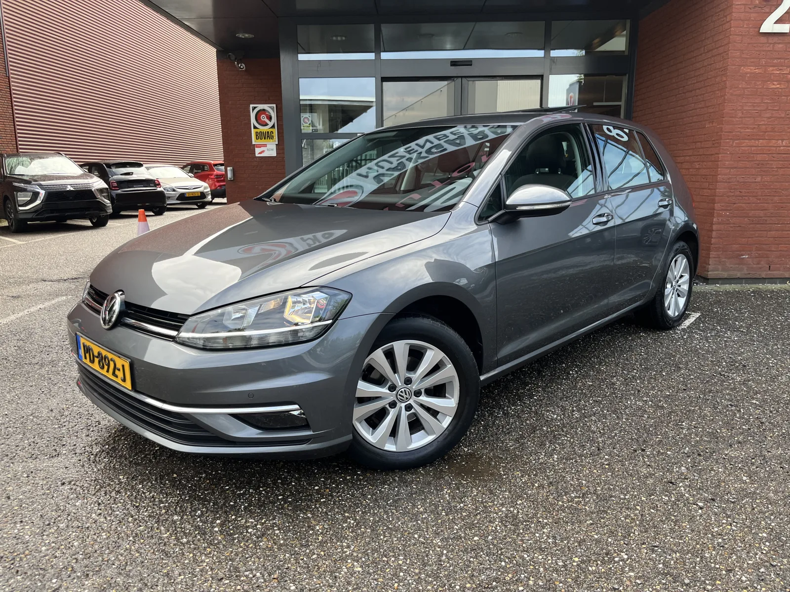 Volkswagen Golf (2017) — foto 1