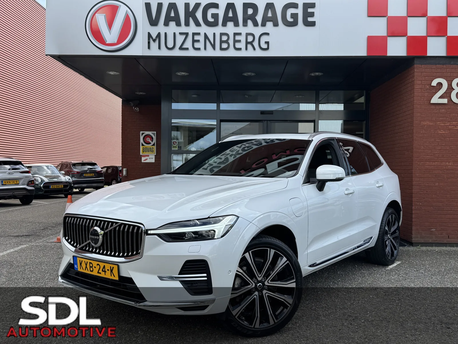 Volvo XC60 (2024) — foto 1