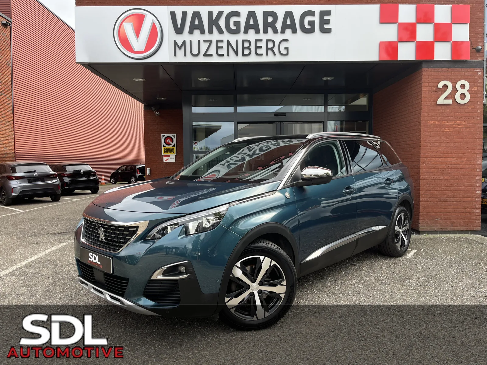 Peugeot 5008 (2020) — foto 1