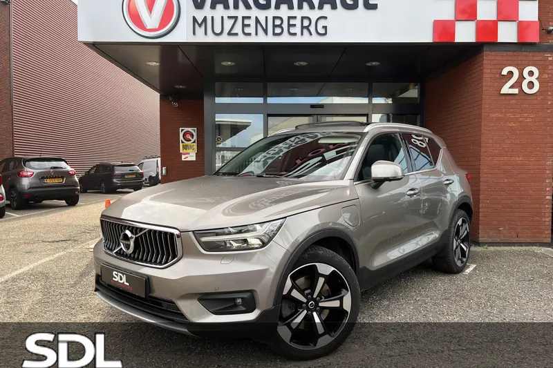 Volvo XC40 (2021)