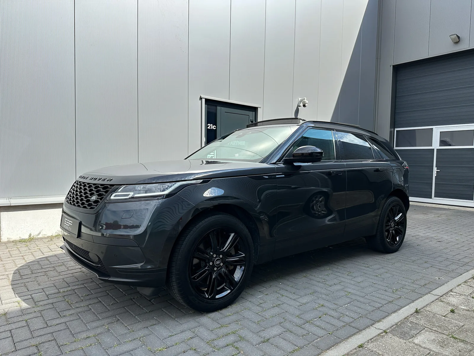 Land Rover Range Rover Velar (2022) — foto 1