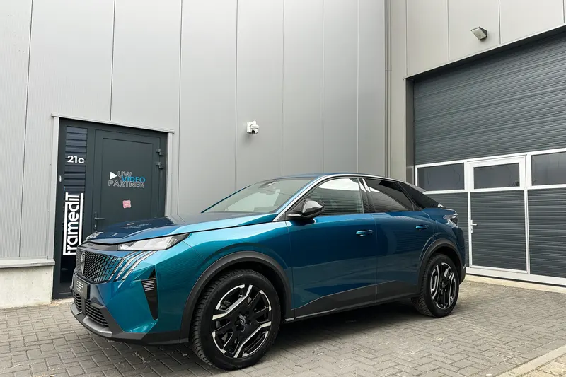 Peugeot 3008 (2025)