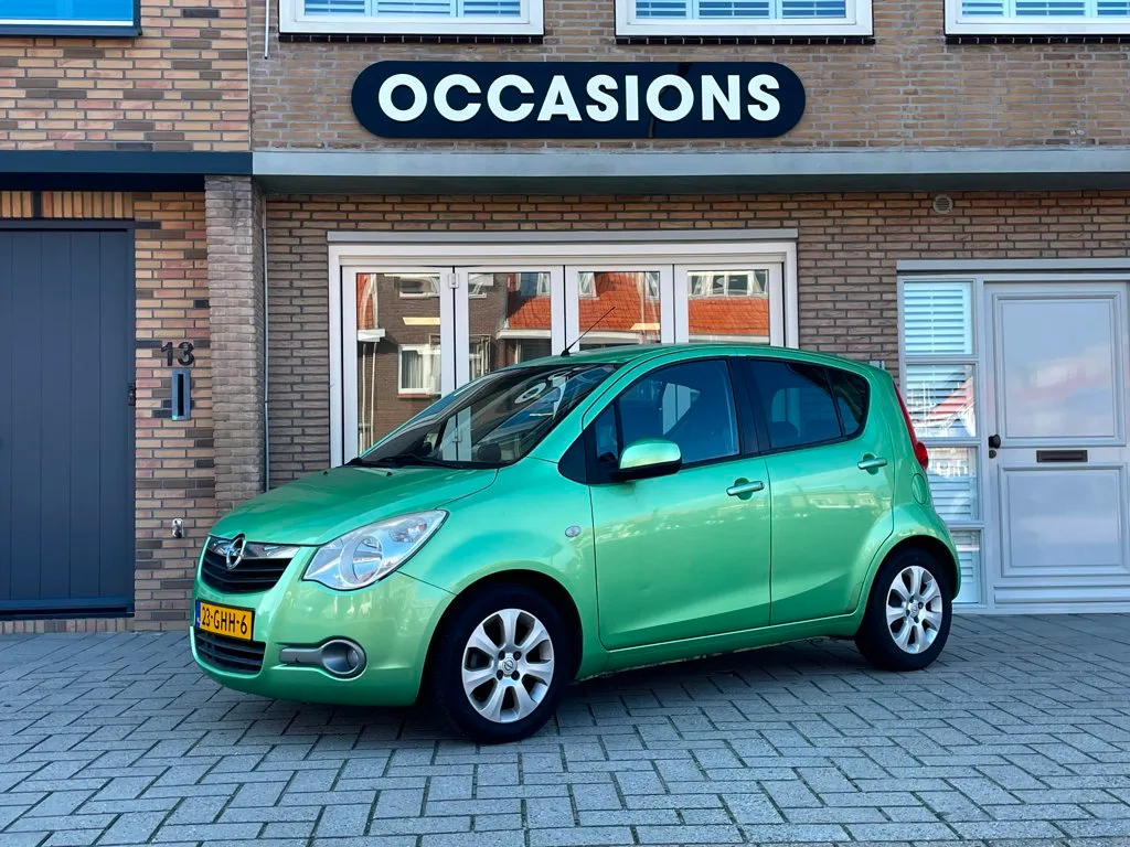Opel Agila (2008) — foto 1