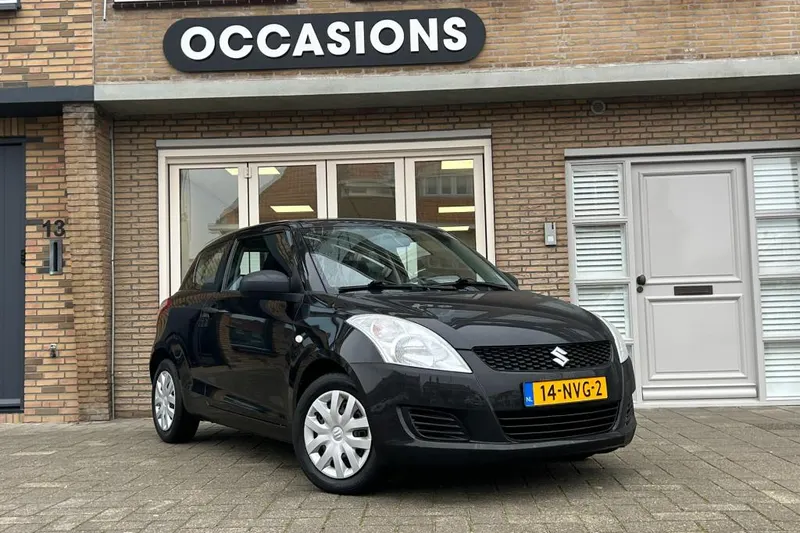 Suzuki Swift (2010)