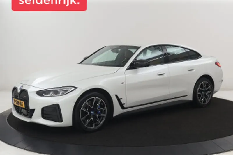 BMW i4 (2023)