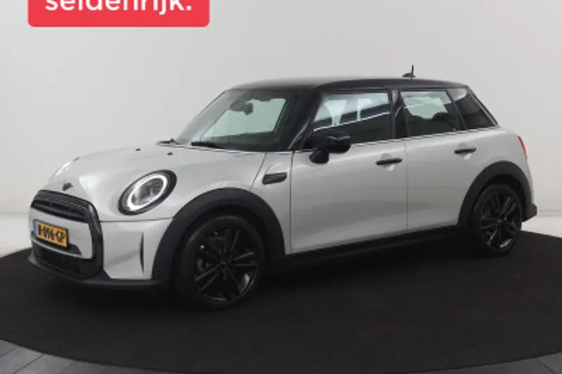 MINI Cooper (2021)