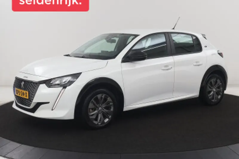 Peugeot e-208 (2022)