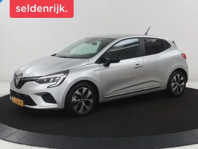 Renault Clio (2023) — foto 1