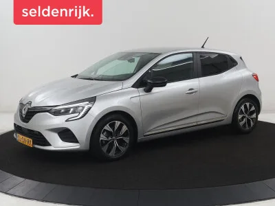Renault Clio (2023) — foto 1