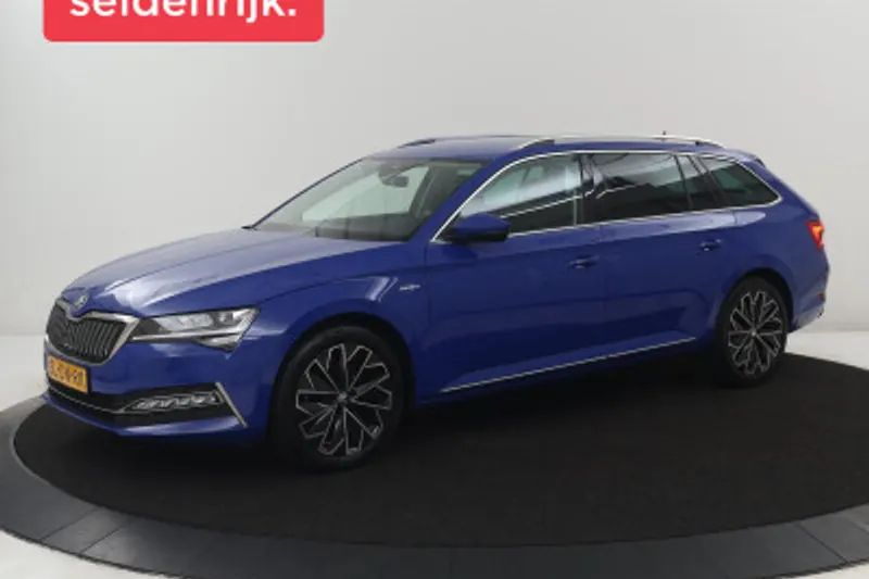 Škoda Superb (2023)