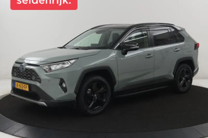 Toyota RAV4 (2021)