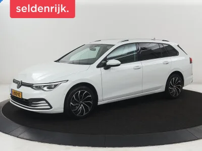 Volkswagen Golf (2021) — foto 1