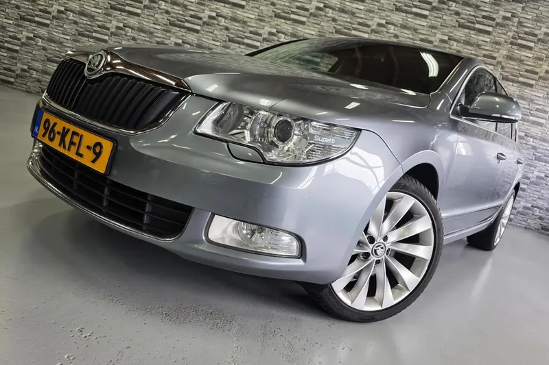 Škoda Superb (2010)