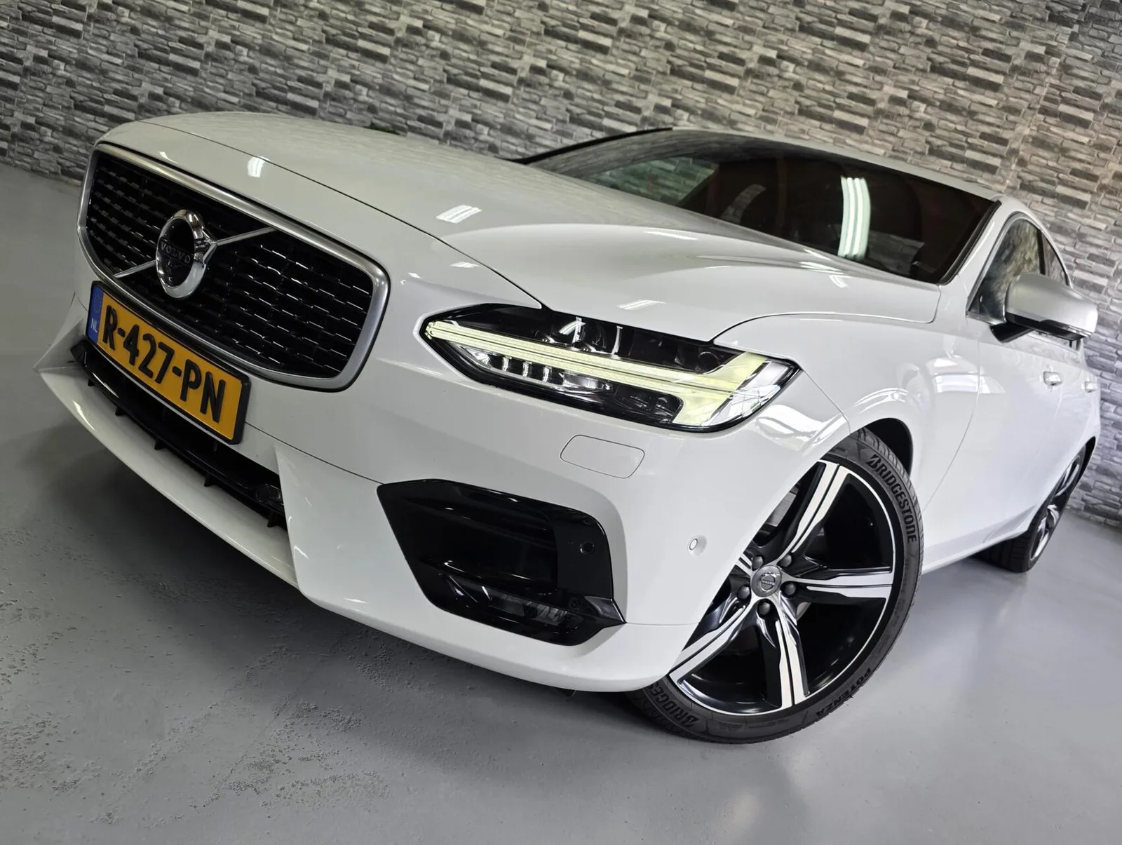 Volvo S90 (2018) — foto 1