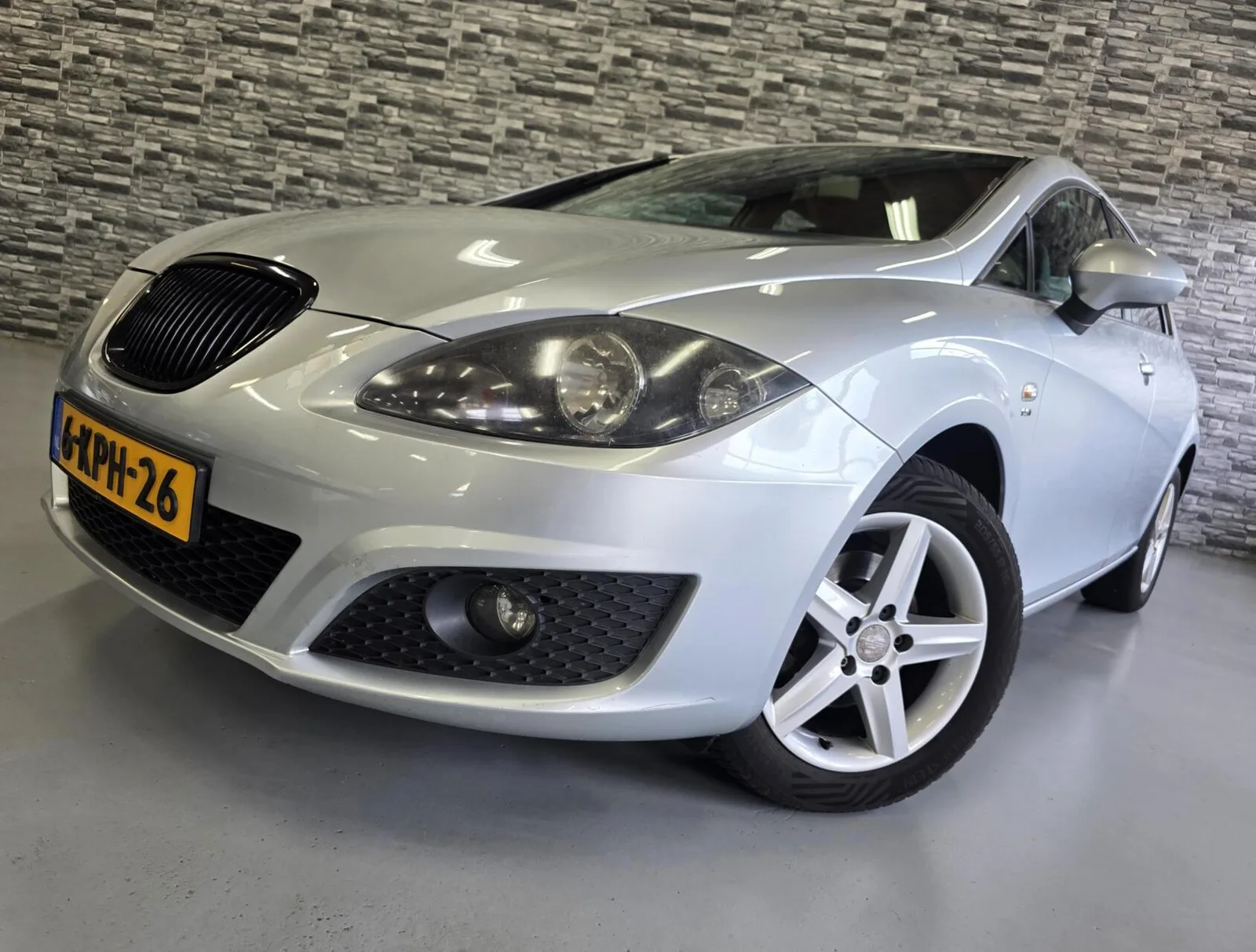 SEAT Leon (2011) — foto 1