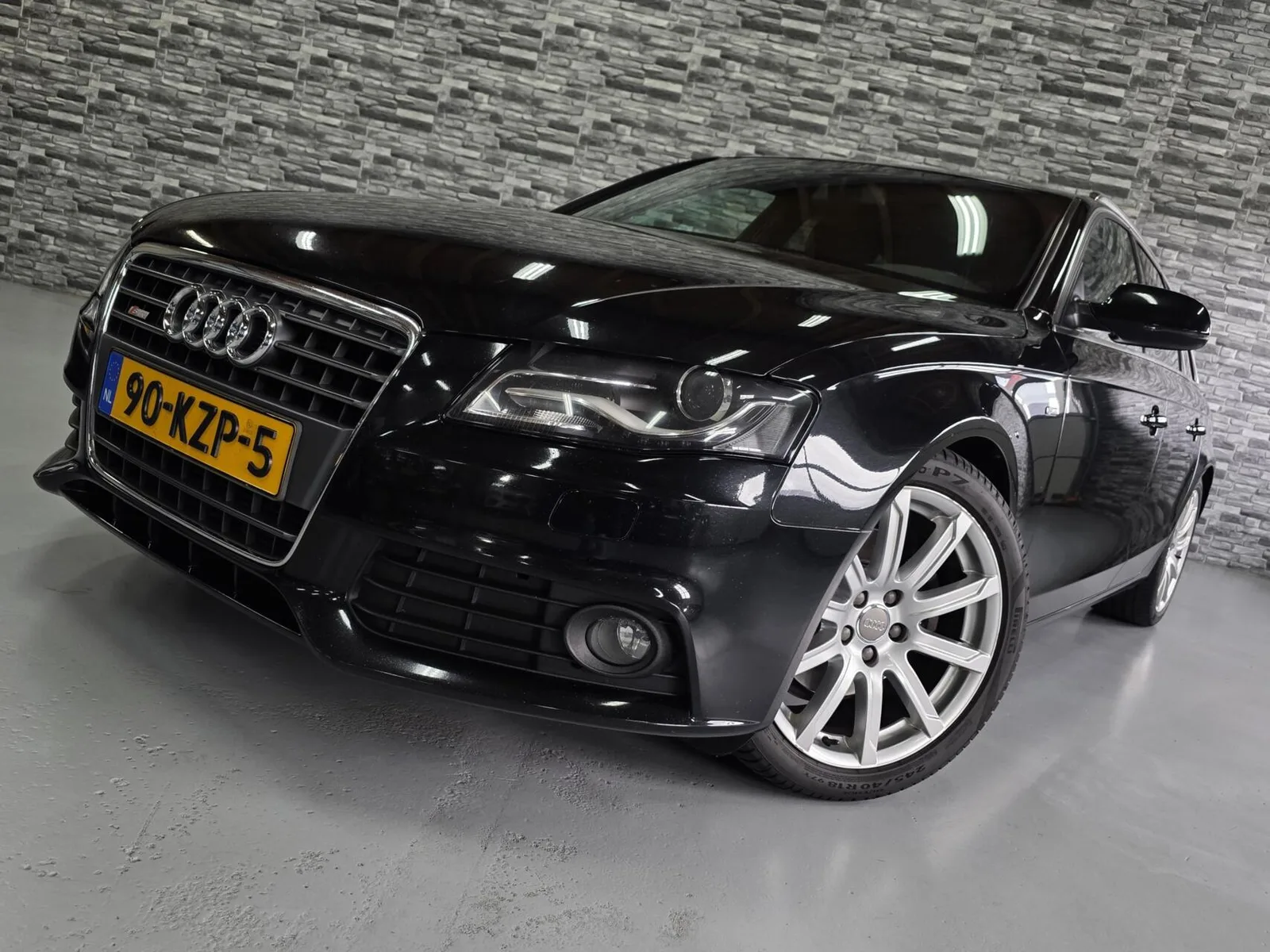 Audi A4 (2010) — foto 1