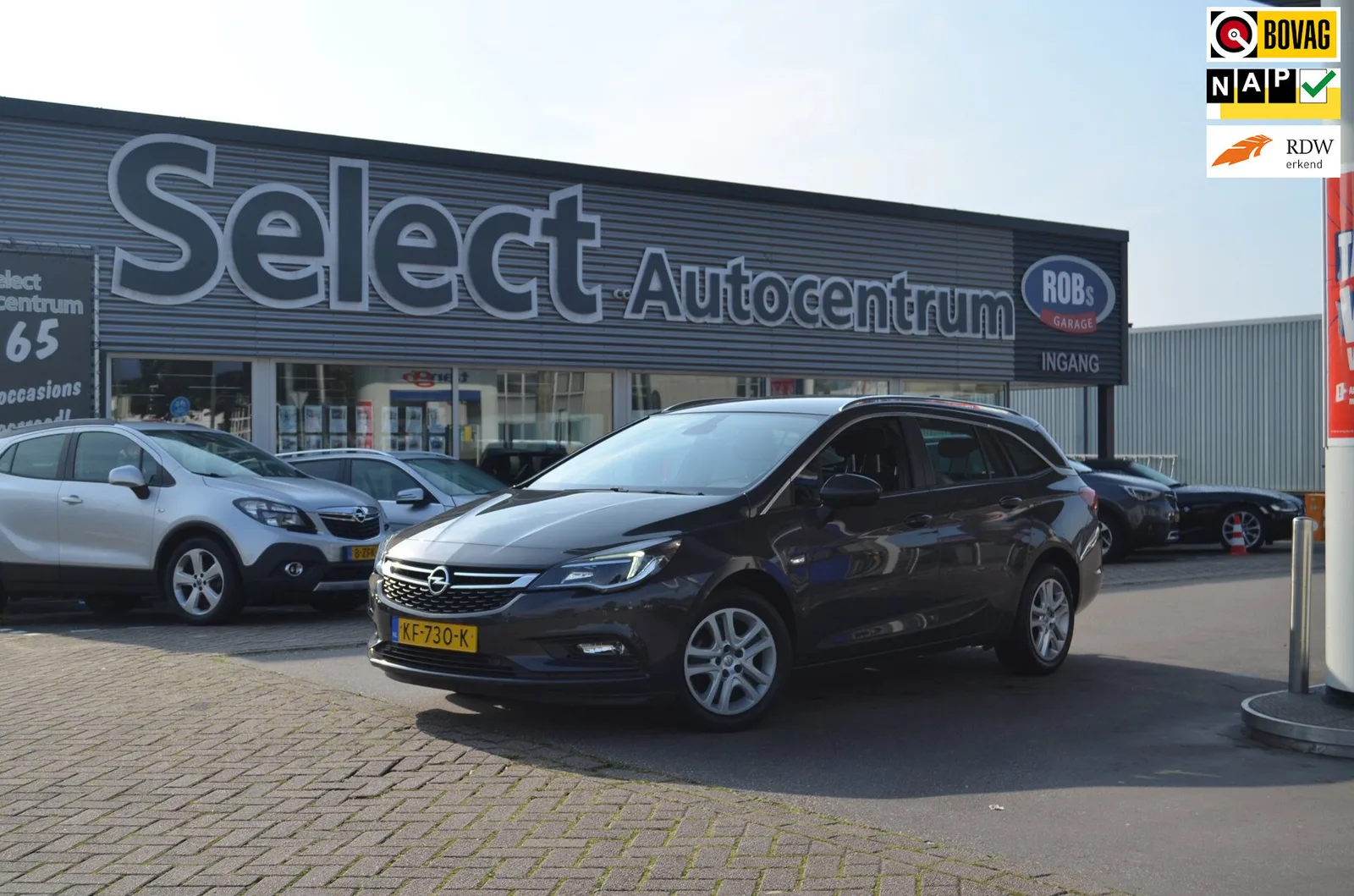 Opel Astra (2016) — foto 1