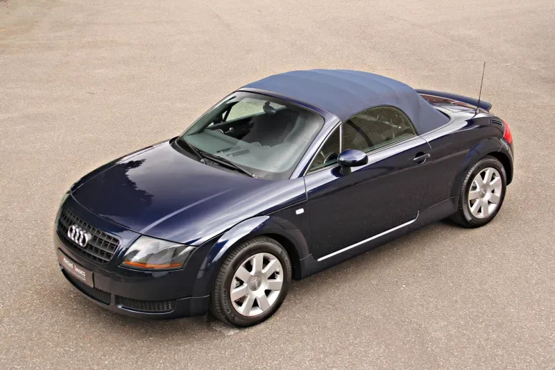 Audi TT (2004) — foto 1